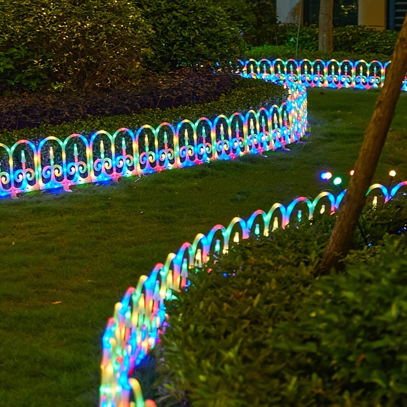 IP65 waterproof solar fence lights in the rain