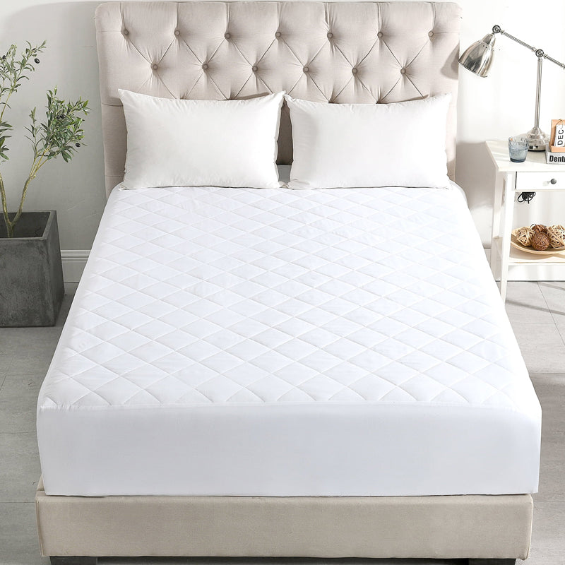 4 Layer Quilted Cotton Waterproof Mattress Protector and Breathable Bed Cover_5
