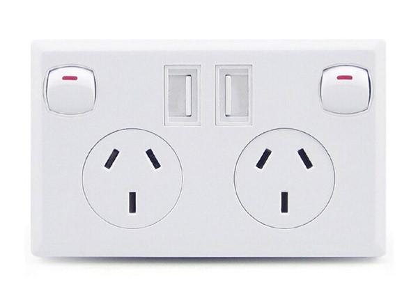 Double Powerpoint With Dual USB Outlets